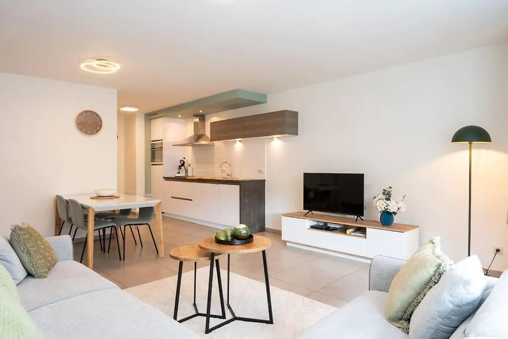 Stijlvol Genieten Pal In Het Centrum Apartment Ostend
